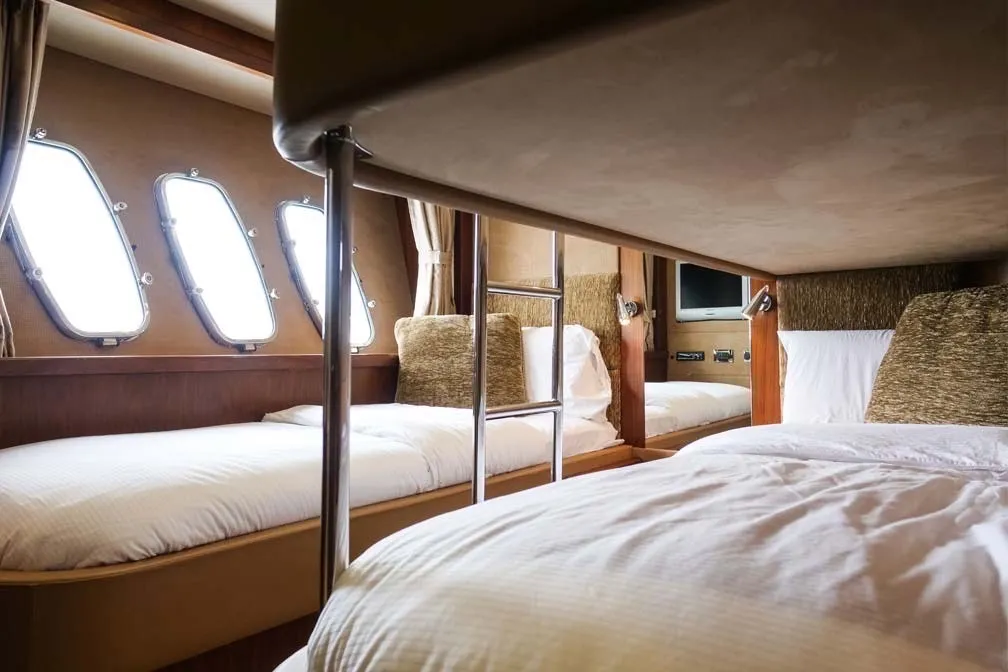 Sunseeker 90 Major Affair — yacht photo 34