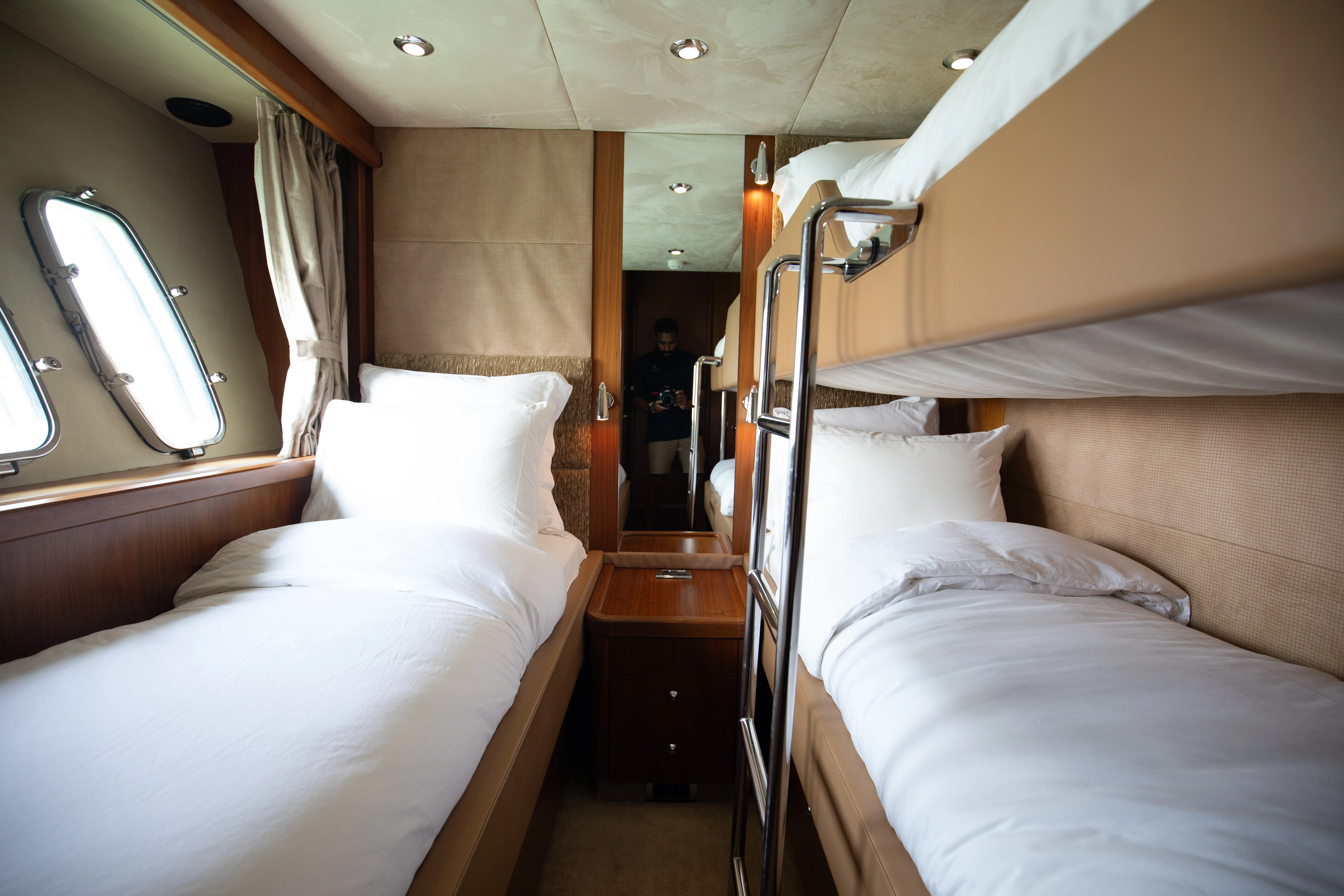 Sunseeker 90 Major Affair — yacht photo 16