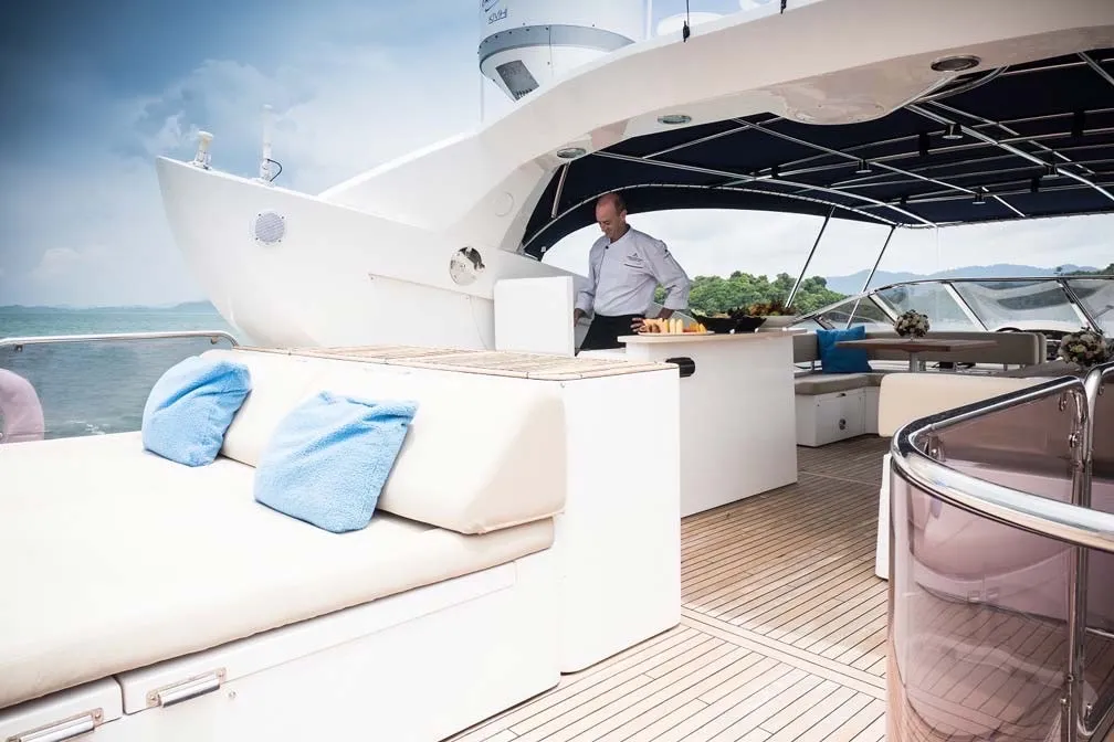 Sunseeker 90 Major Affair — yacht photo 20