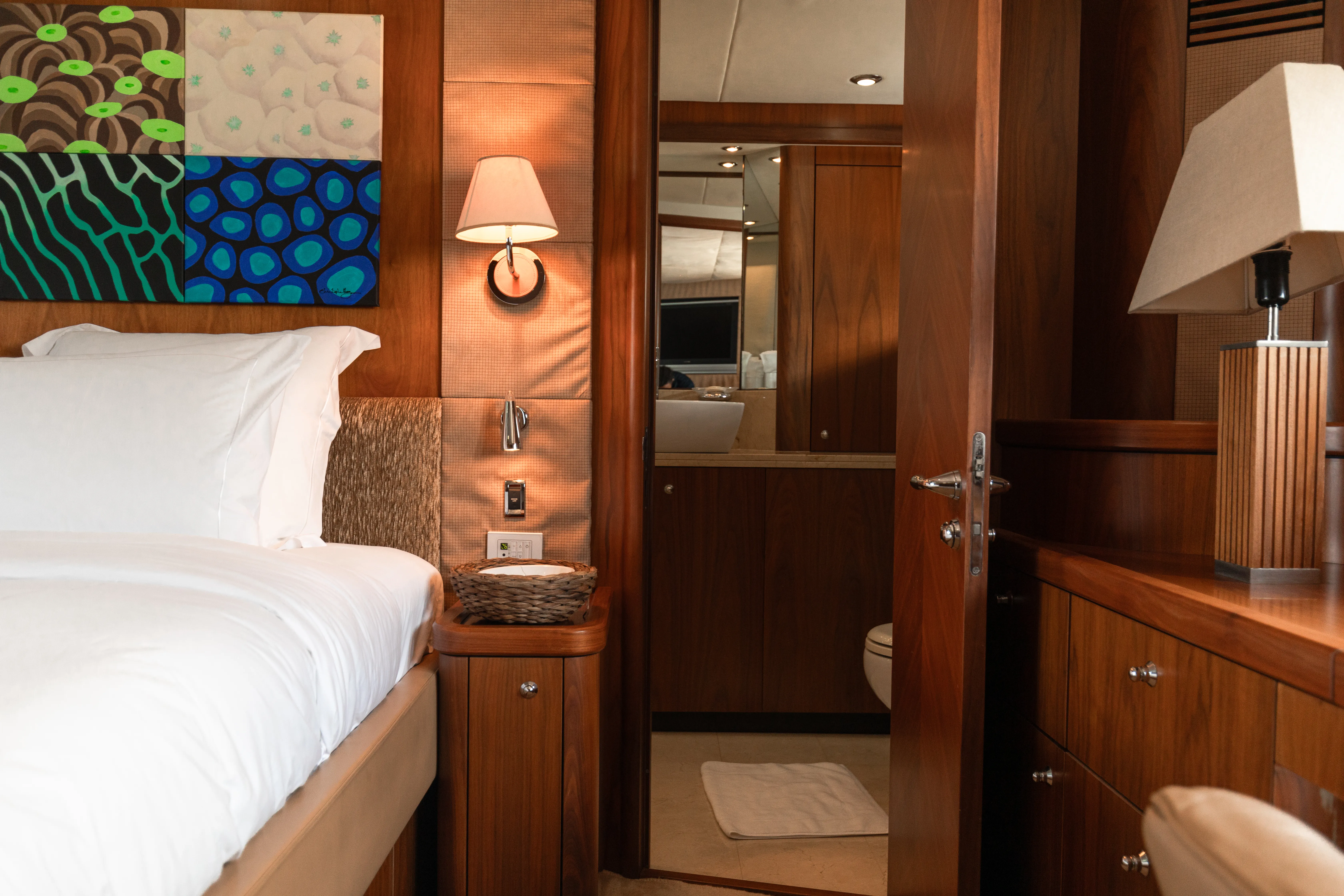Sunseeker 90 Major Affair — yacht photo 19