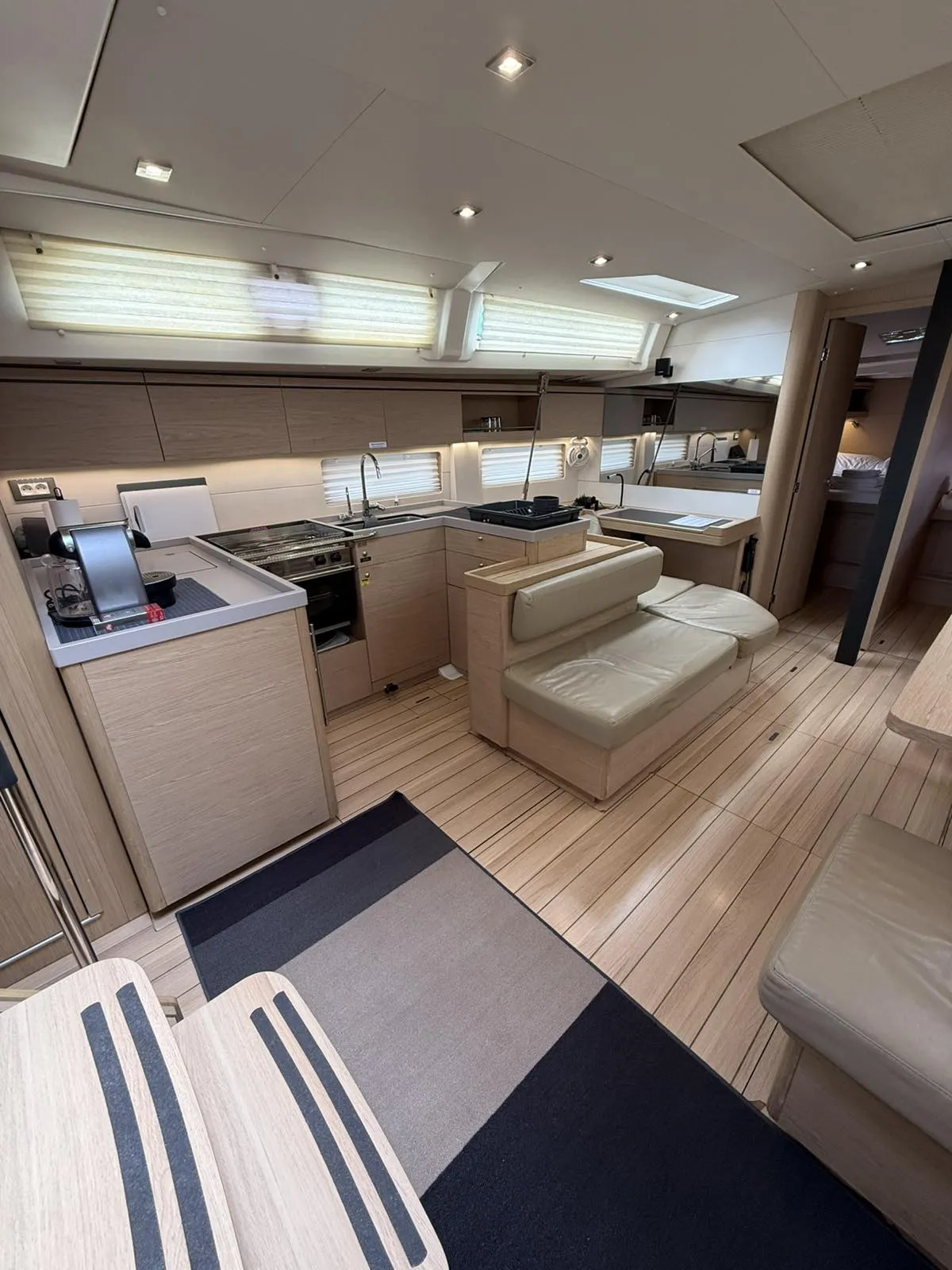 Oceanis 51.1 MYRDIA — yacht photo 2