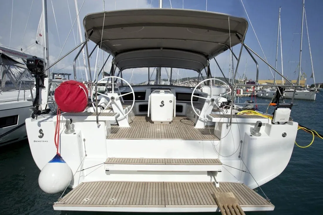 Oceanis 51.1 MYRDIA — yacht photo 9