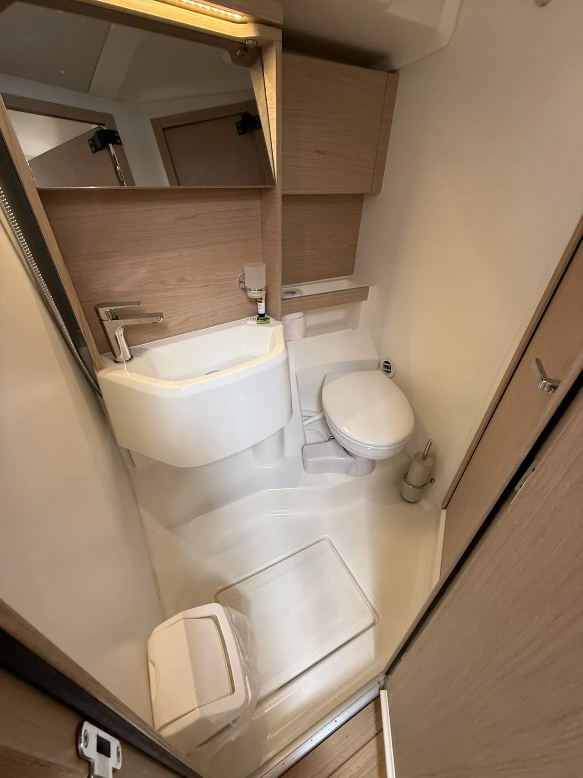 Oceanis 51.1 MYRDIA — yacht photo 13