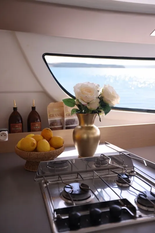 Lipari 41 Romeo and Juliet — jahtikuva 24