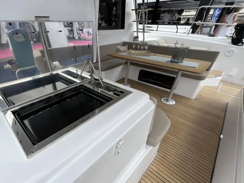 Aventura 37 Vanelia — yacht photo 9