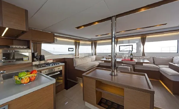 Lagoon 50 Aqua Star — fotografia jachty 2
