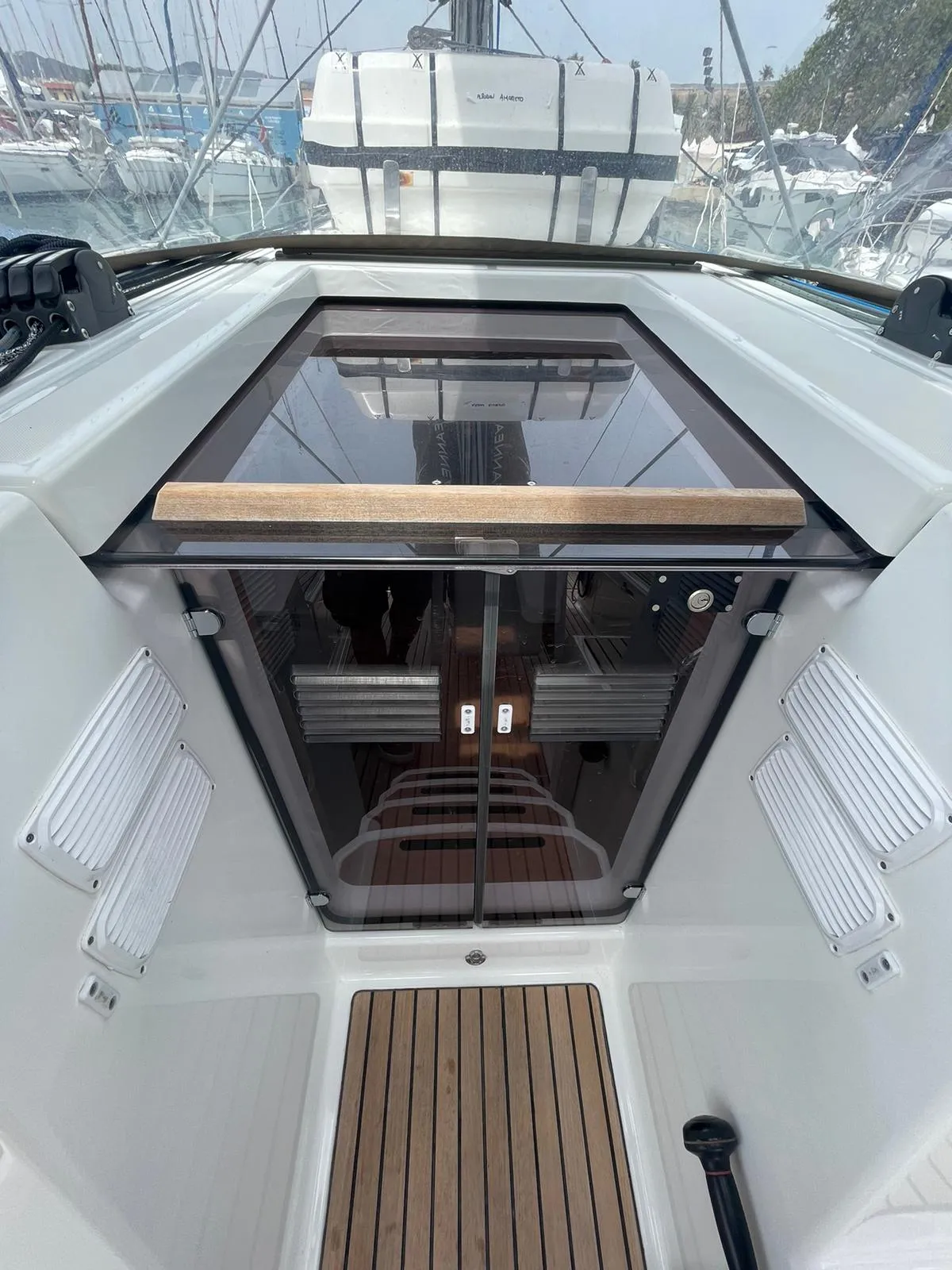 Sun Odyssey 440 Alboran Amaretto — фотография яхты 6