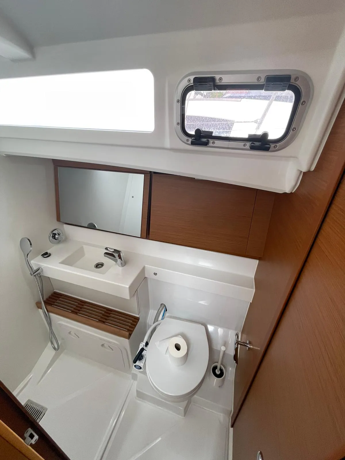 Sun Odyssey 440 Alboran Amaretto — фотография яхты 26