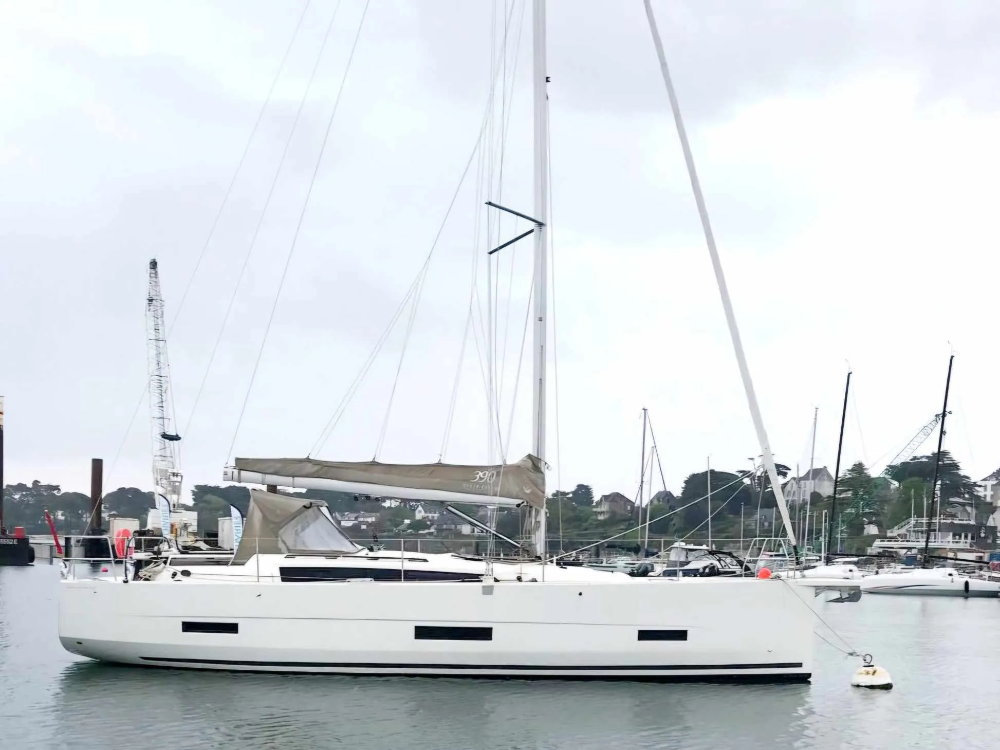 Dufour 390 Grand Large Télémaque — jahtikuva 1