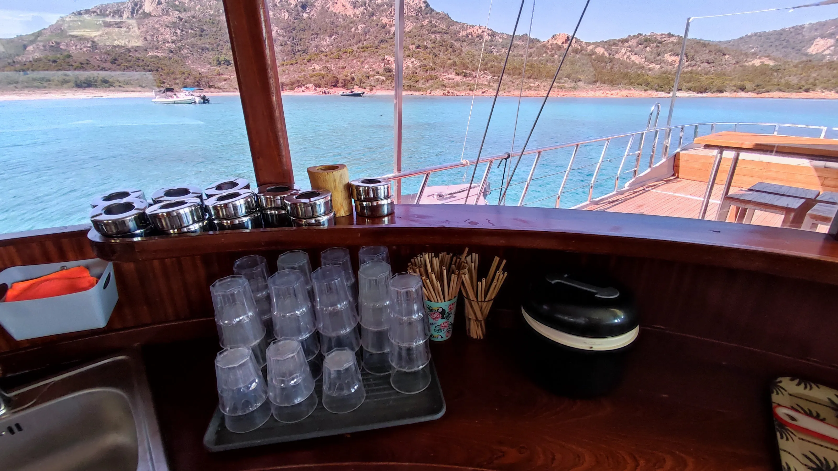 Catamaran Gold Wind — yacht photo 34