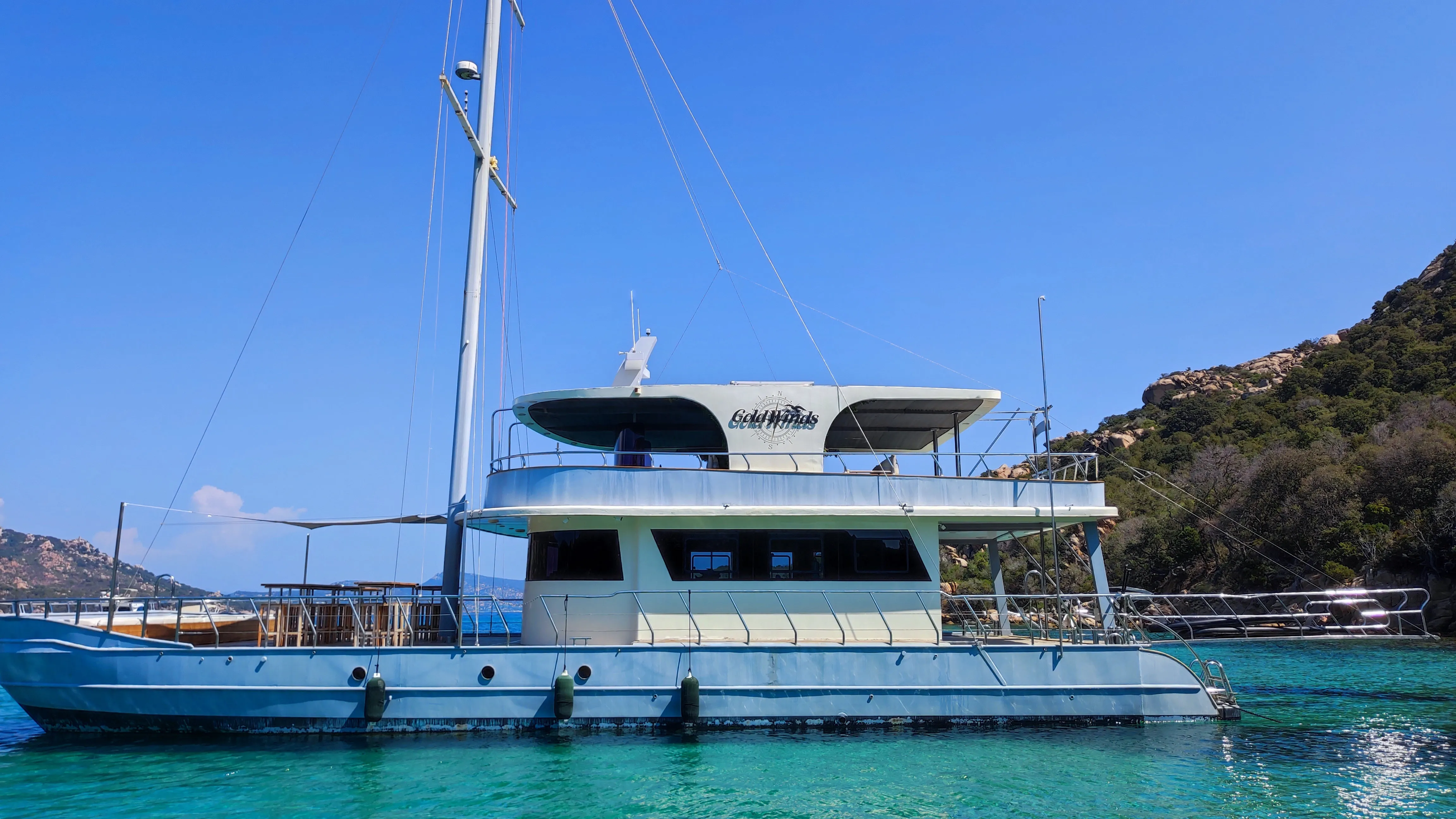 Catamaran Gold Wind — yacht photo 31