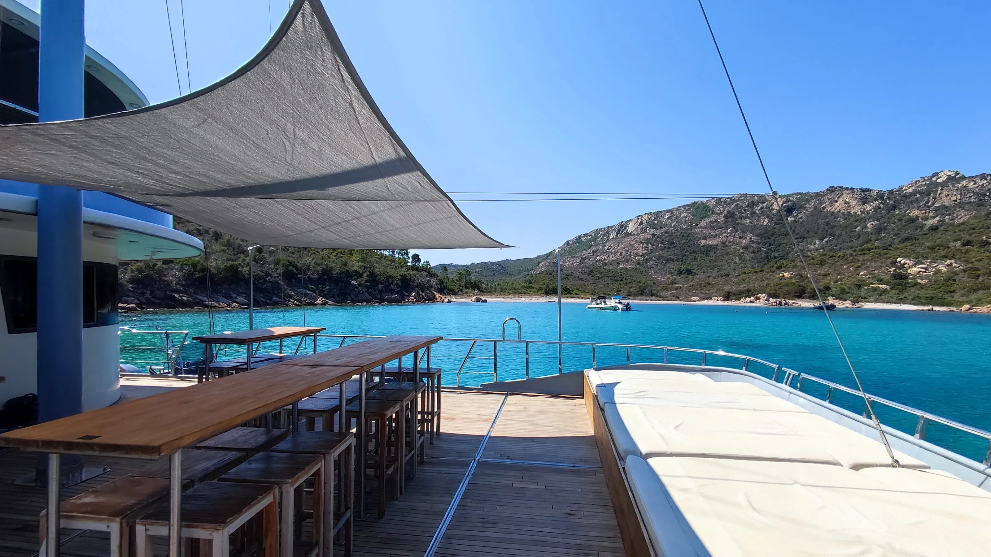Catamaran Gold Wind — yacht photo 5