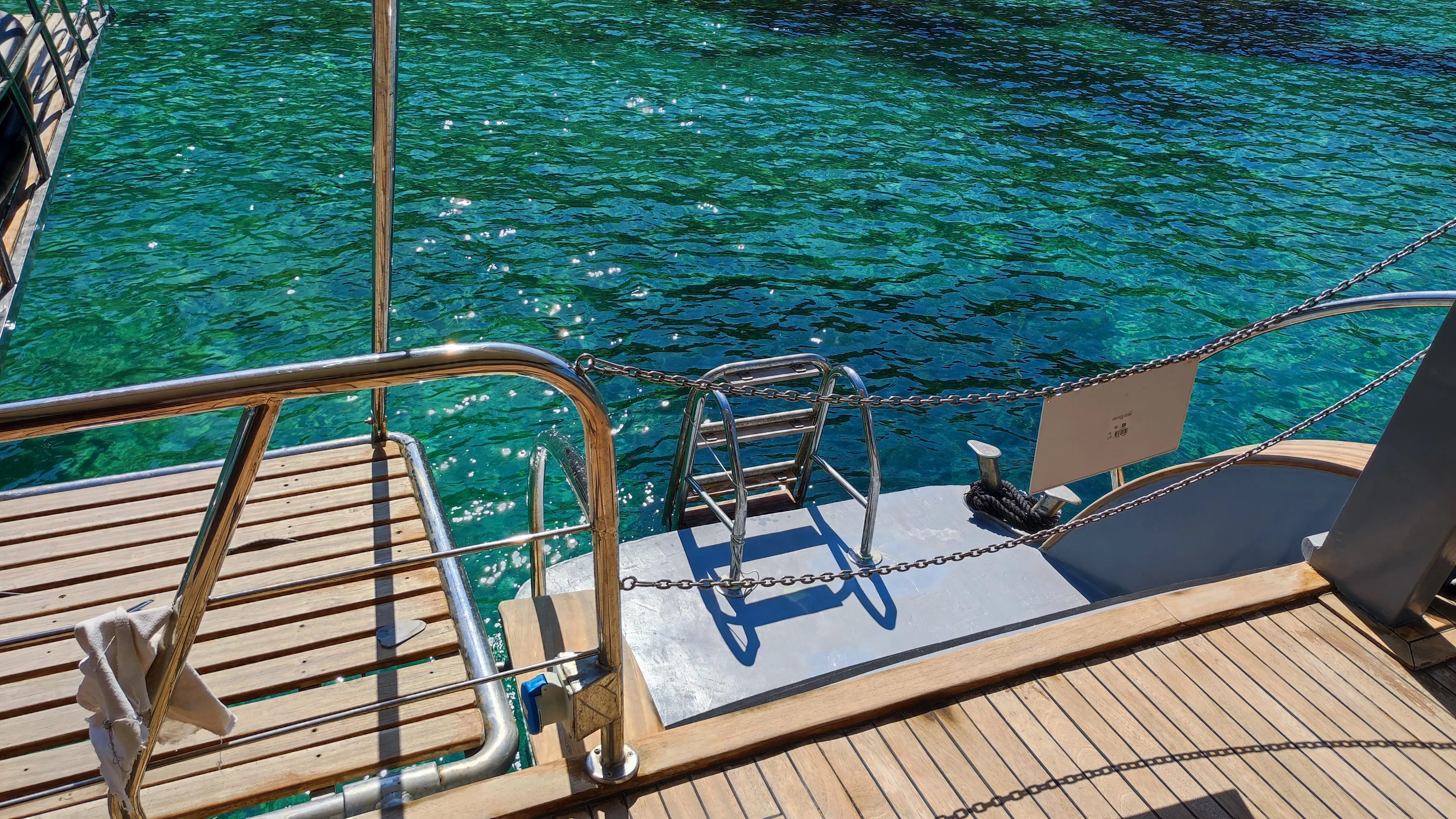 Catamaran Gold Wind — yacht photo 33
