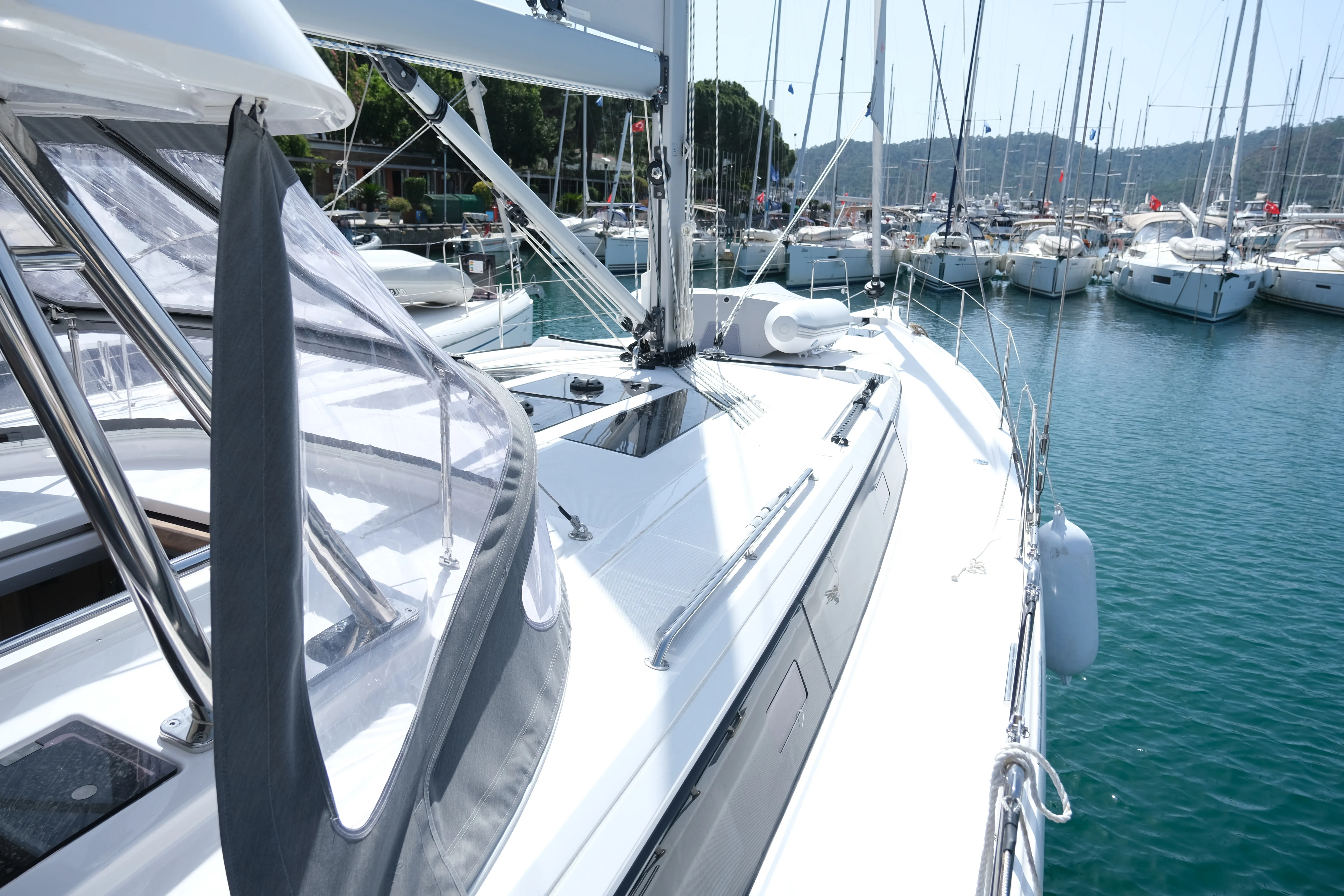 Bavaria C46 Daviana — фотография яхты 27