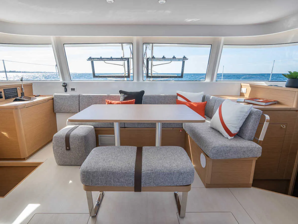 Excess 14 Coin de Mire — yacht photo 6