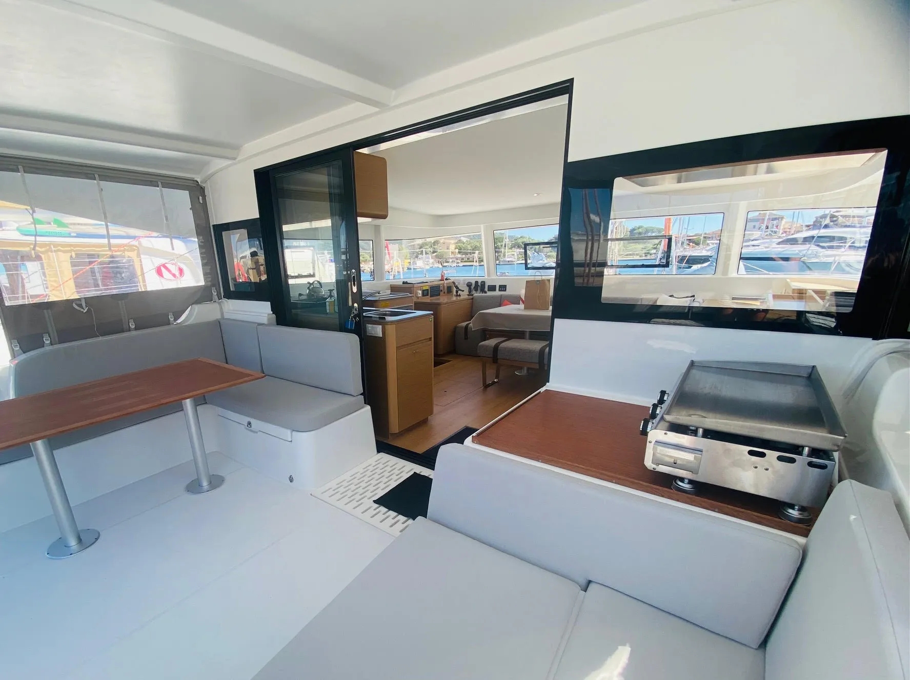 Excess 14 Coin de Mire — yacht photo 4