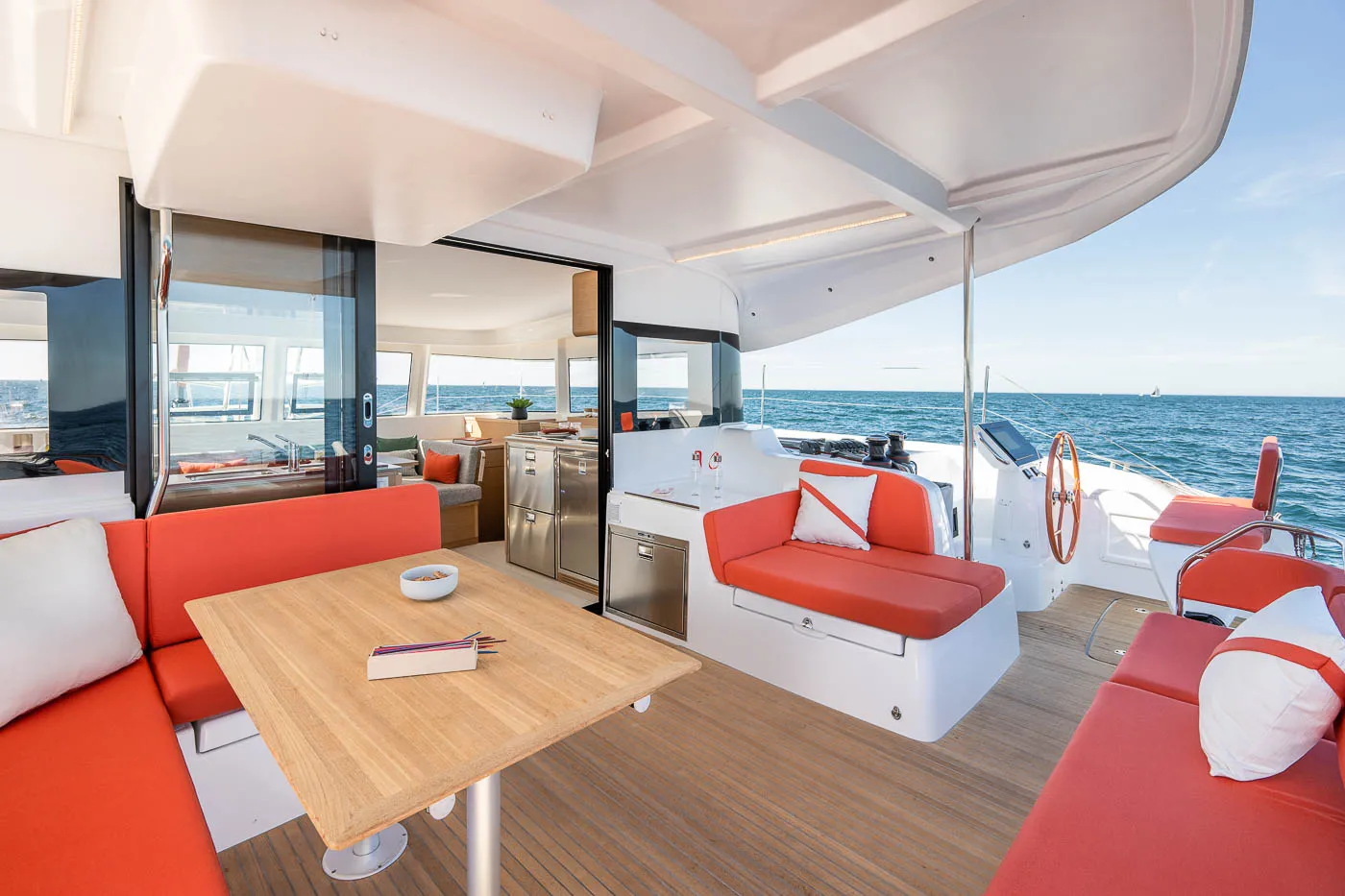 Excess 14 Coin de Mire — yacht photo 8