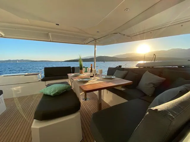 Elba 45 Panama — yacht photo 14