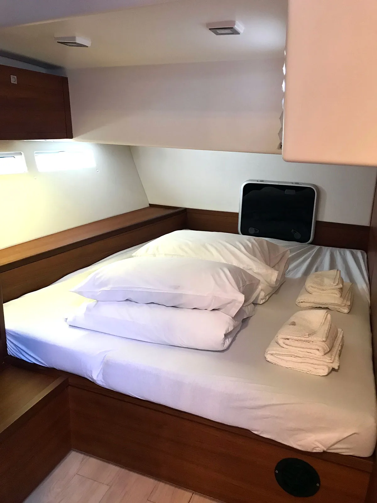 More 55 MORE RELAX — yacht photo 11
