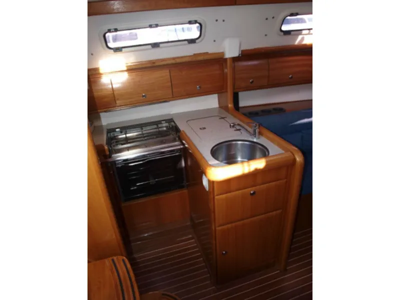 Bavaria 32 Cruiser Sea Star — jachtfoto 15