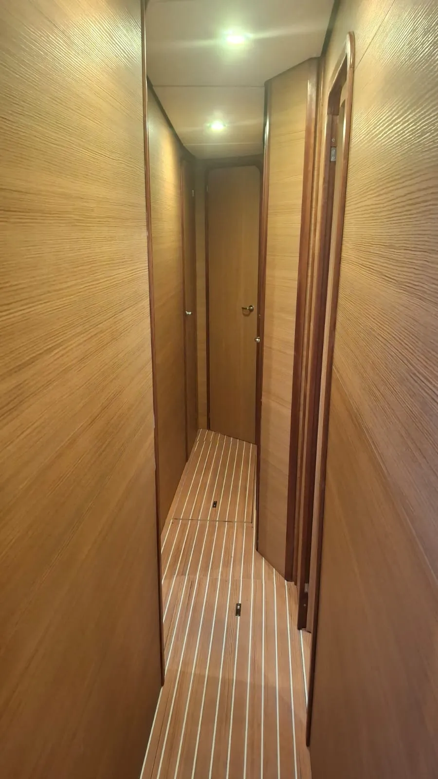 D&D Kufner 57 Akram — yacht photo 8