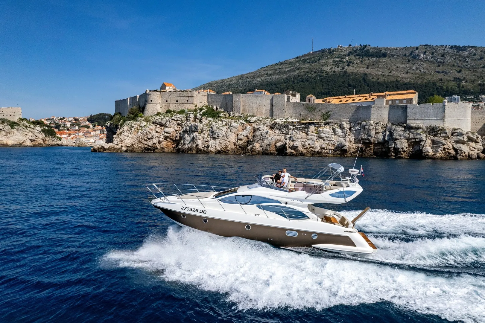 Azimut 43 Fly Twins — jahtas foto 18