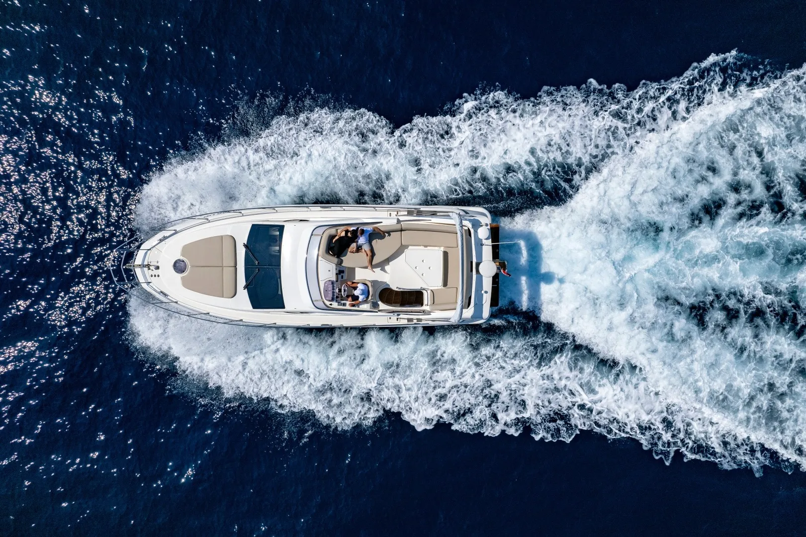 Azimut 43 Fly Twins — jahtas foto 13