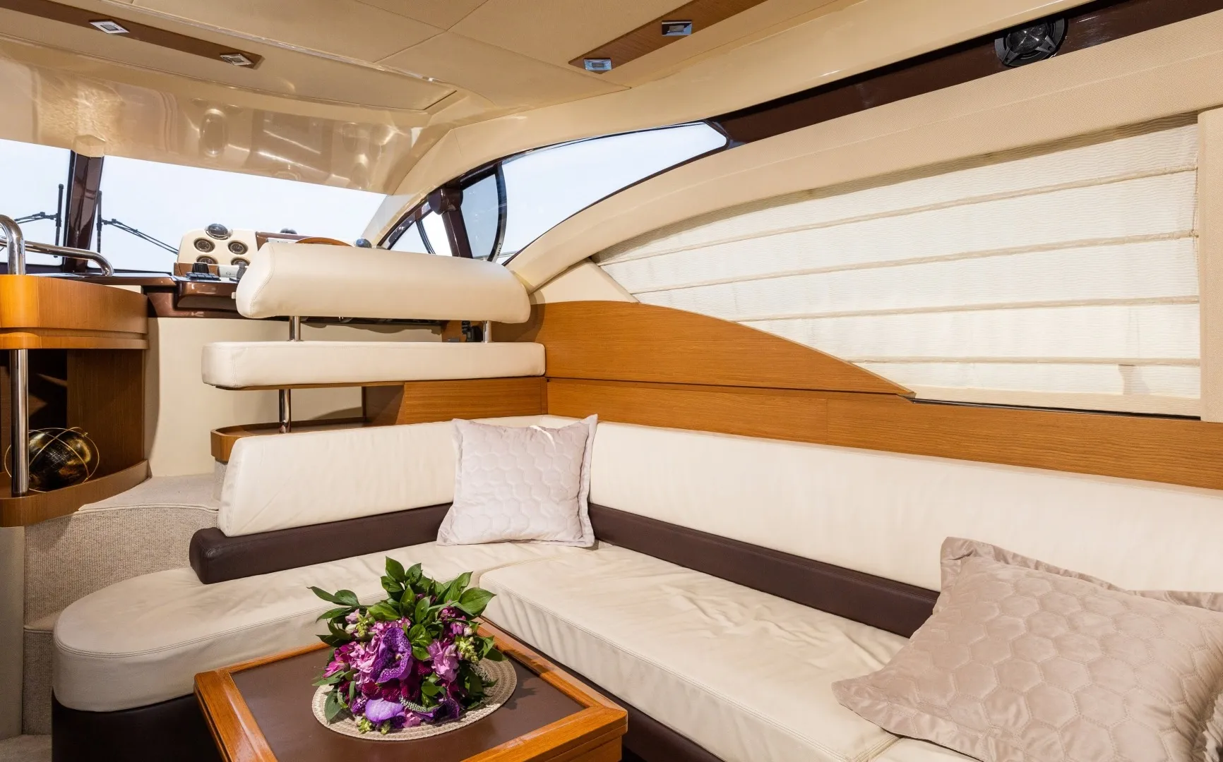 Azimut 43 Fly Twins — jahtas foto 34
