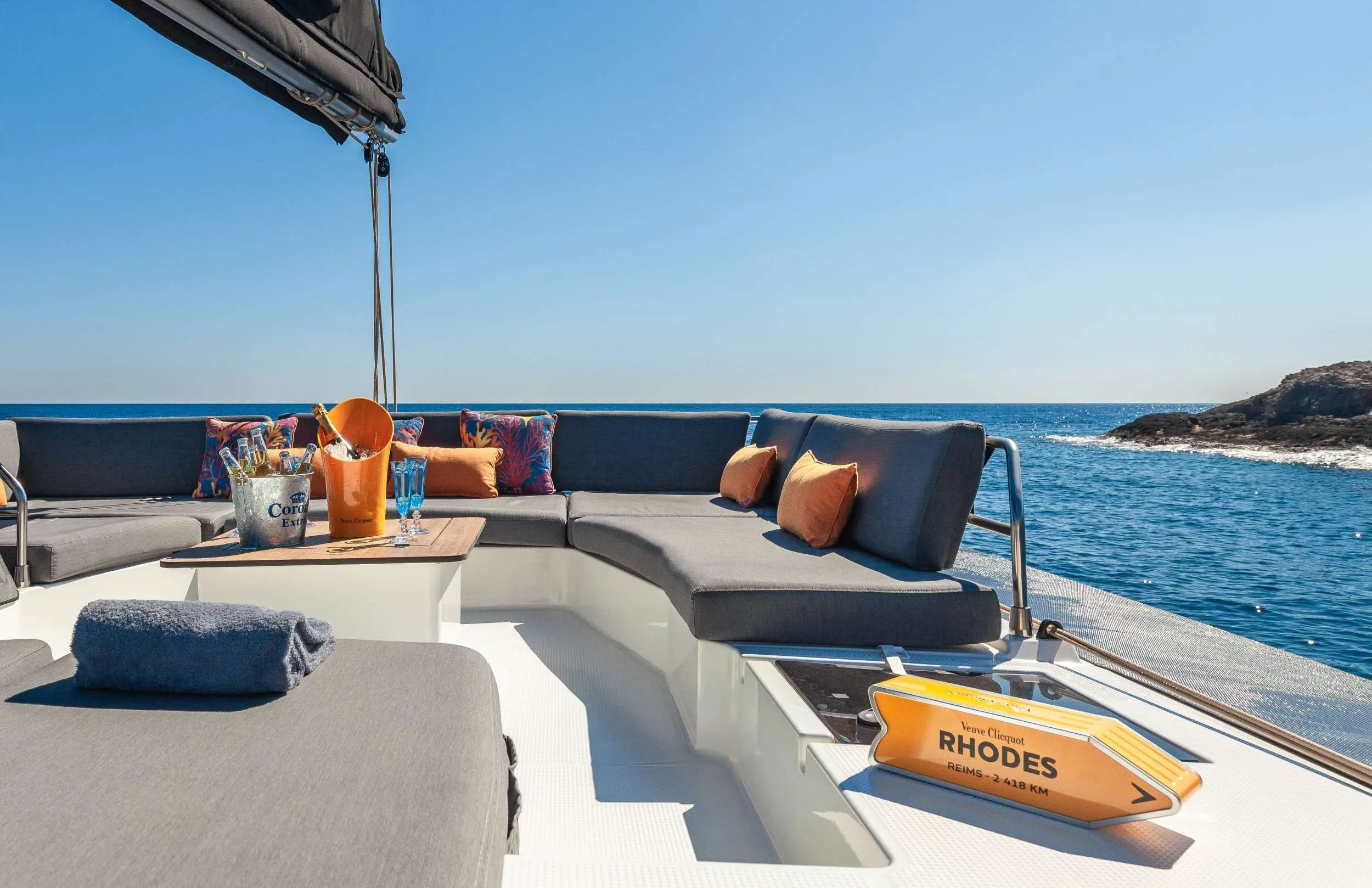 Aura 51 Amante — Yachtfoto 2