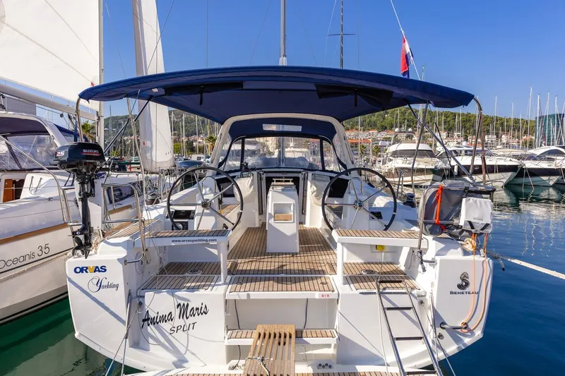 Oceanis 38.1 ANIMA MARIS 3 — foto dello yacht n. 2