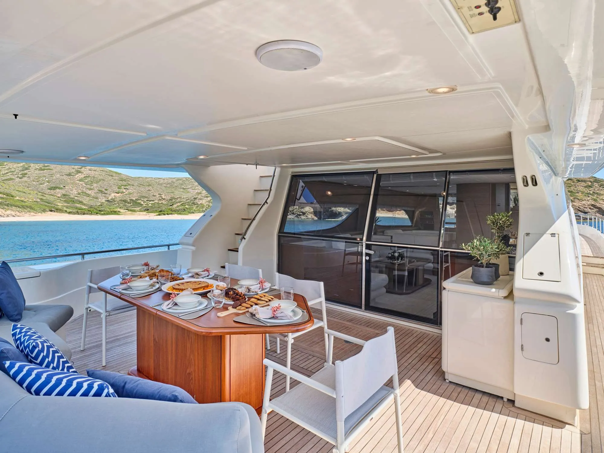 Ferretti 80 Apeiron Blue — תמונת יאכטה 2