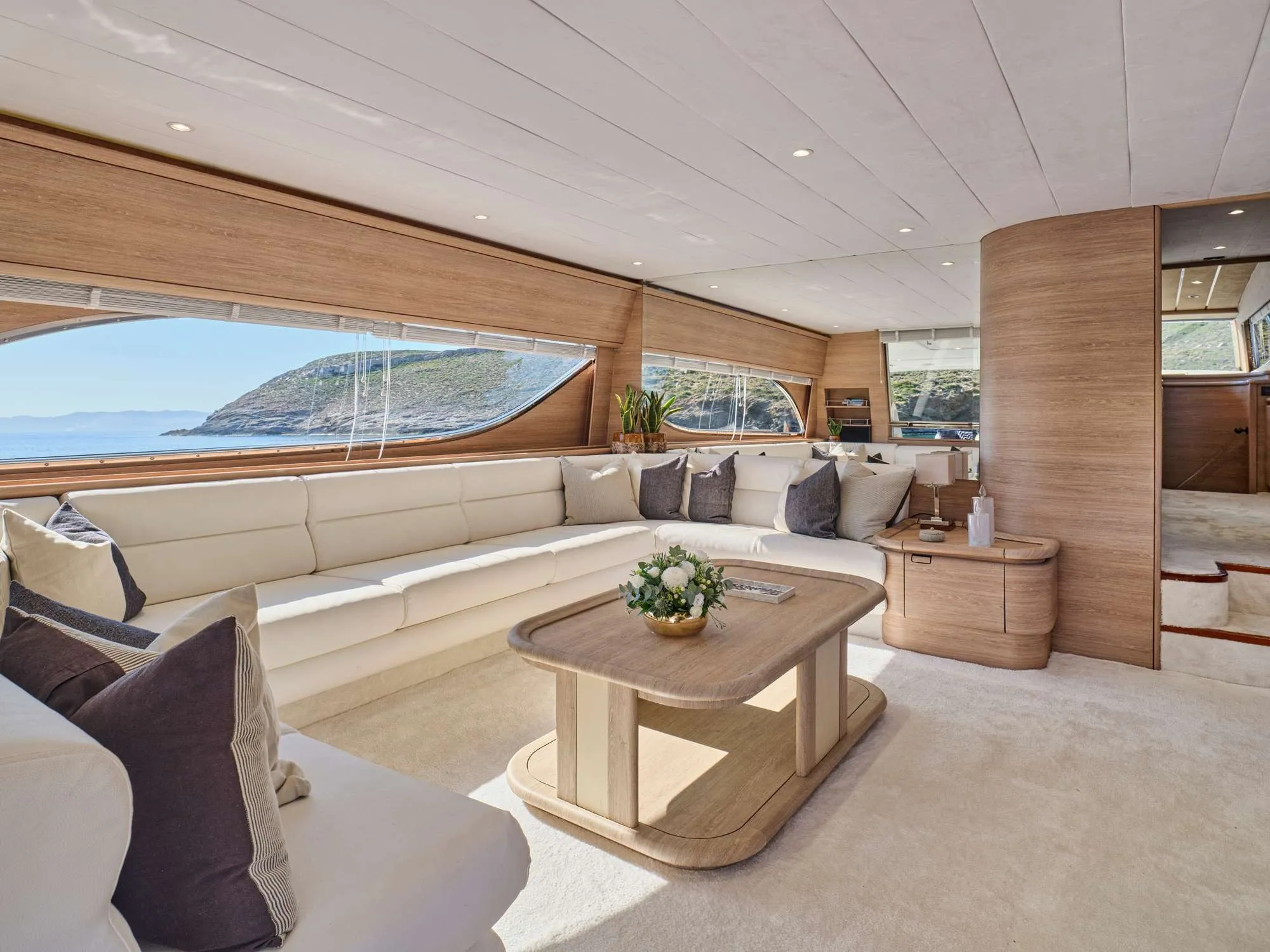 Ferretti 80 Apeiron Blue — תמונת יאכטה 10