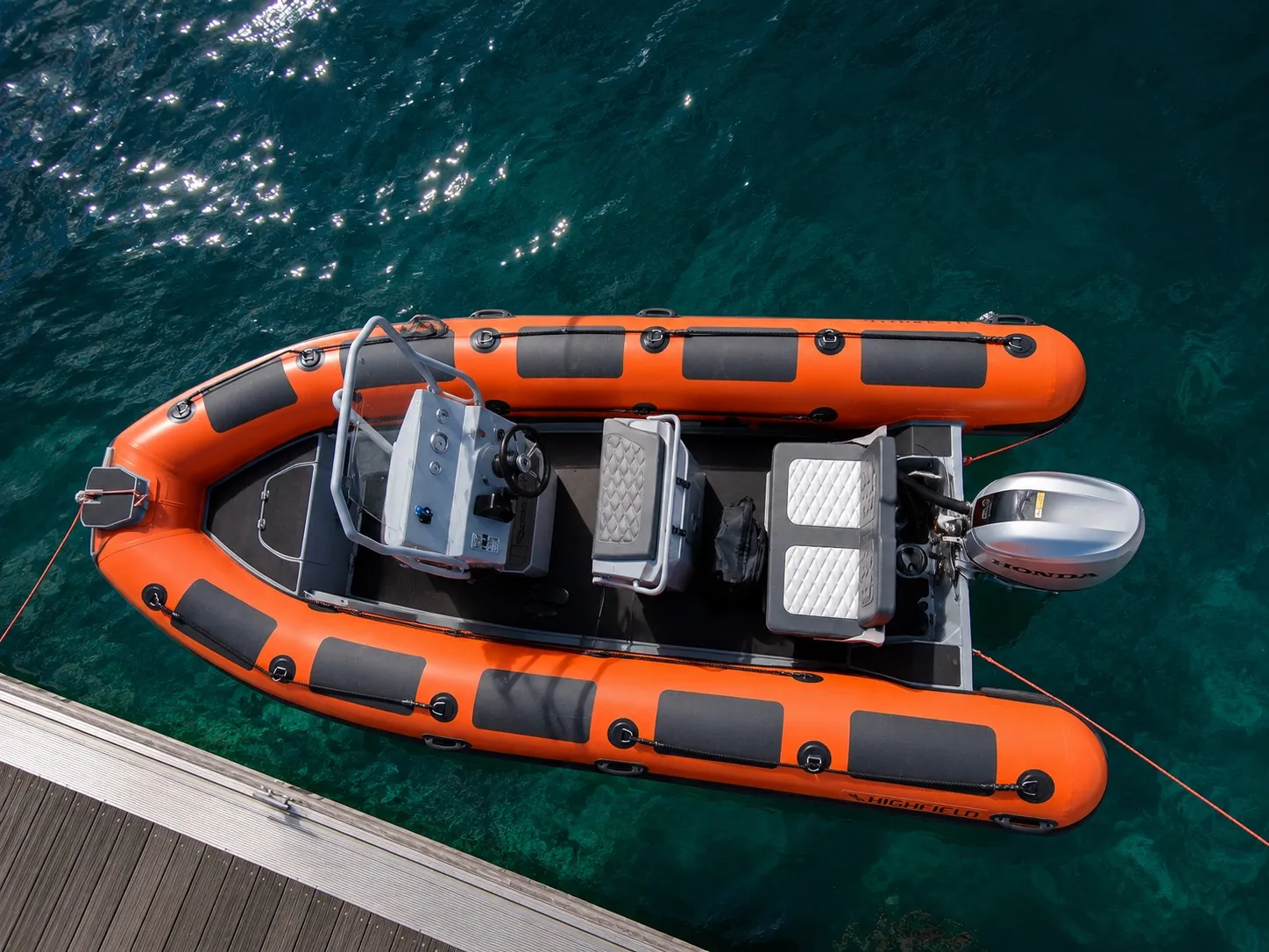 Motorboat Highfielf Patrol 530 — фотография яхты 2
