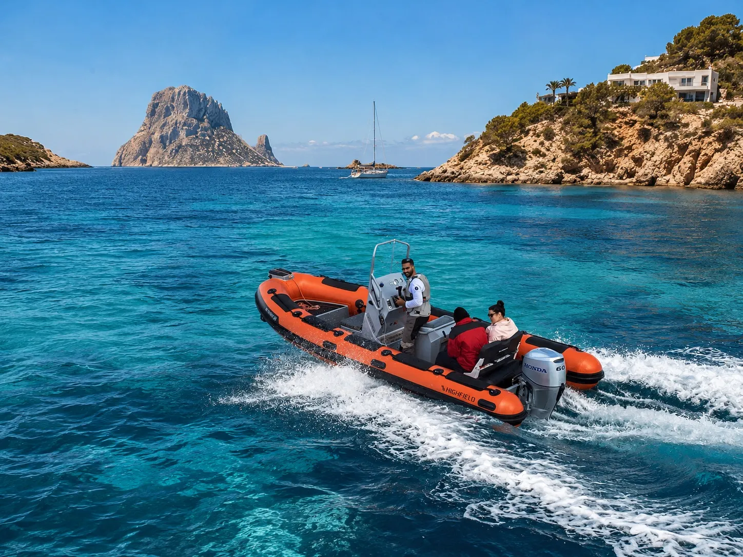 Motorboat Highfielf Patrol 530 — фотография яхты 3