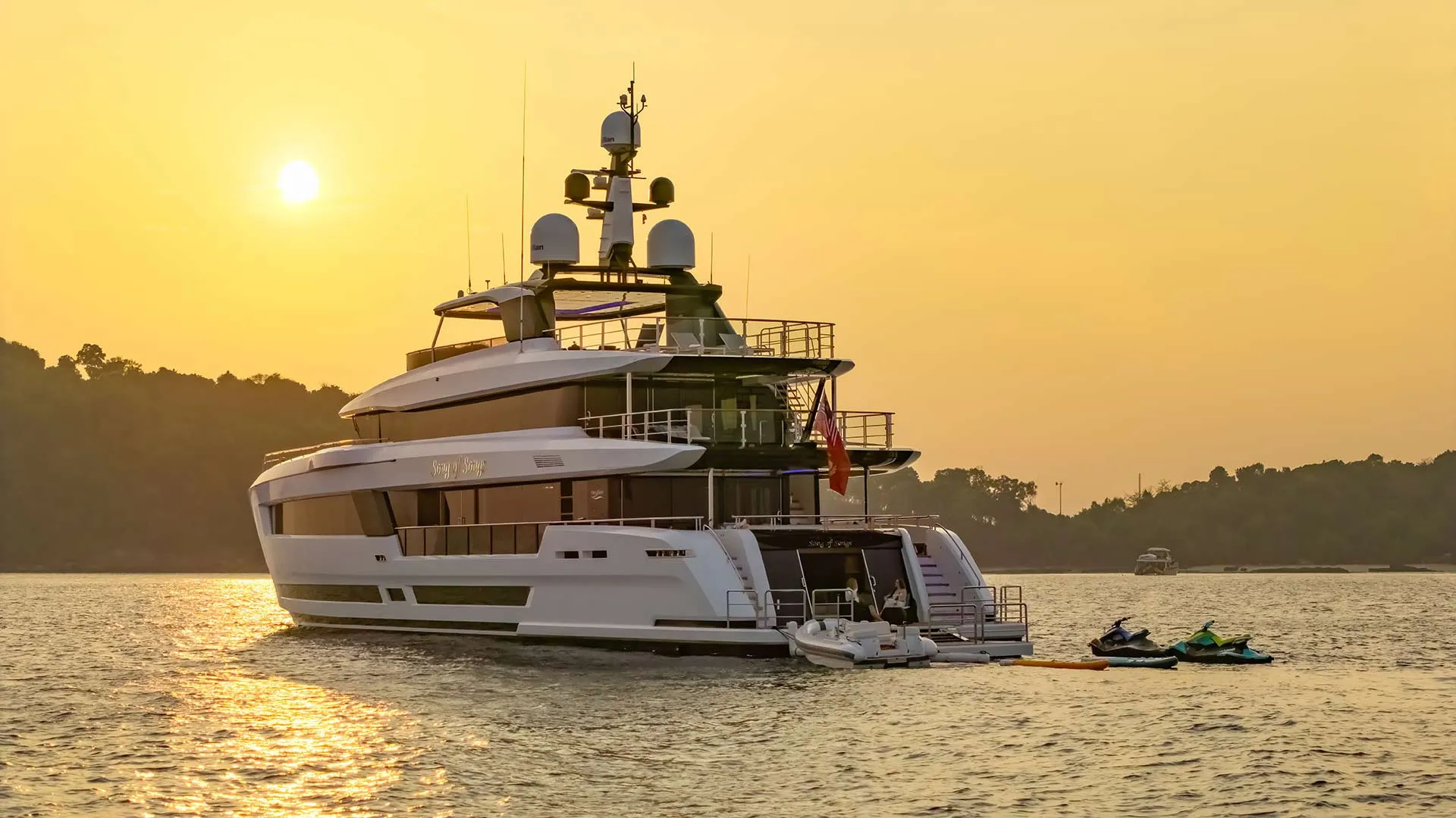 Motoryacht Song of Songs — Yachtfoto 36