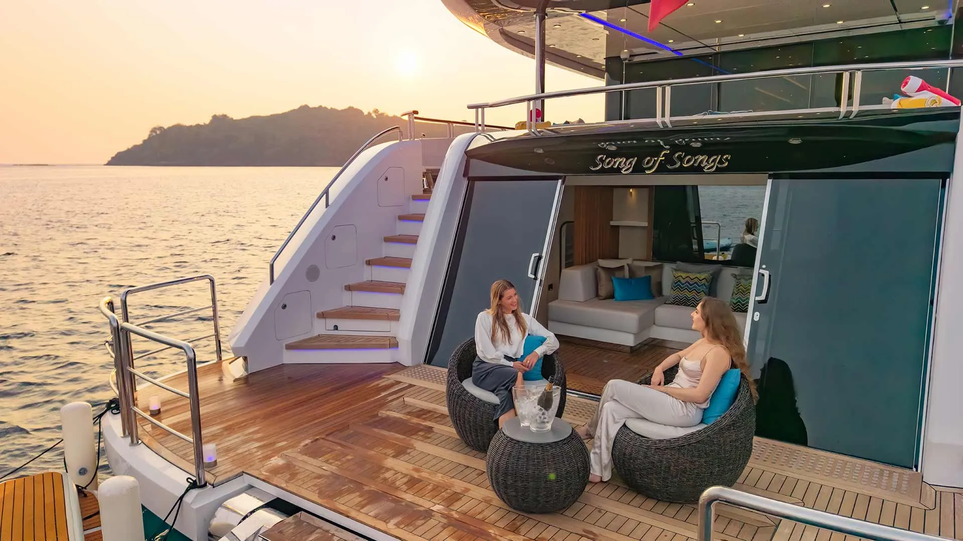 Motoryacht Song of Songs — Yachtfoto 40