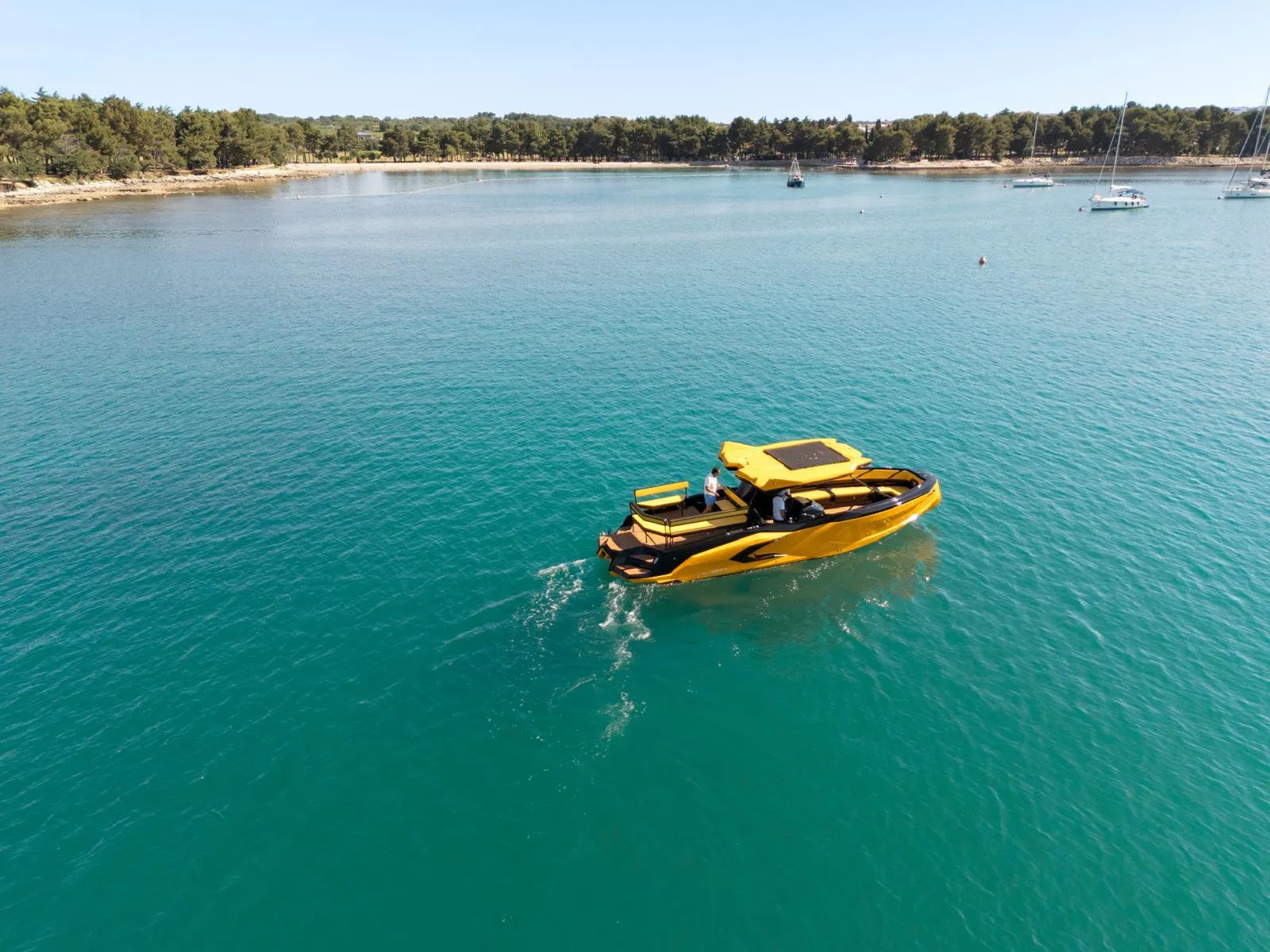 Motorboat Raptor — fotografia jachty 2