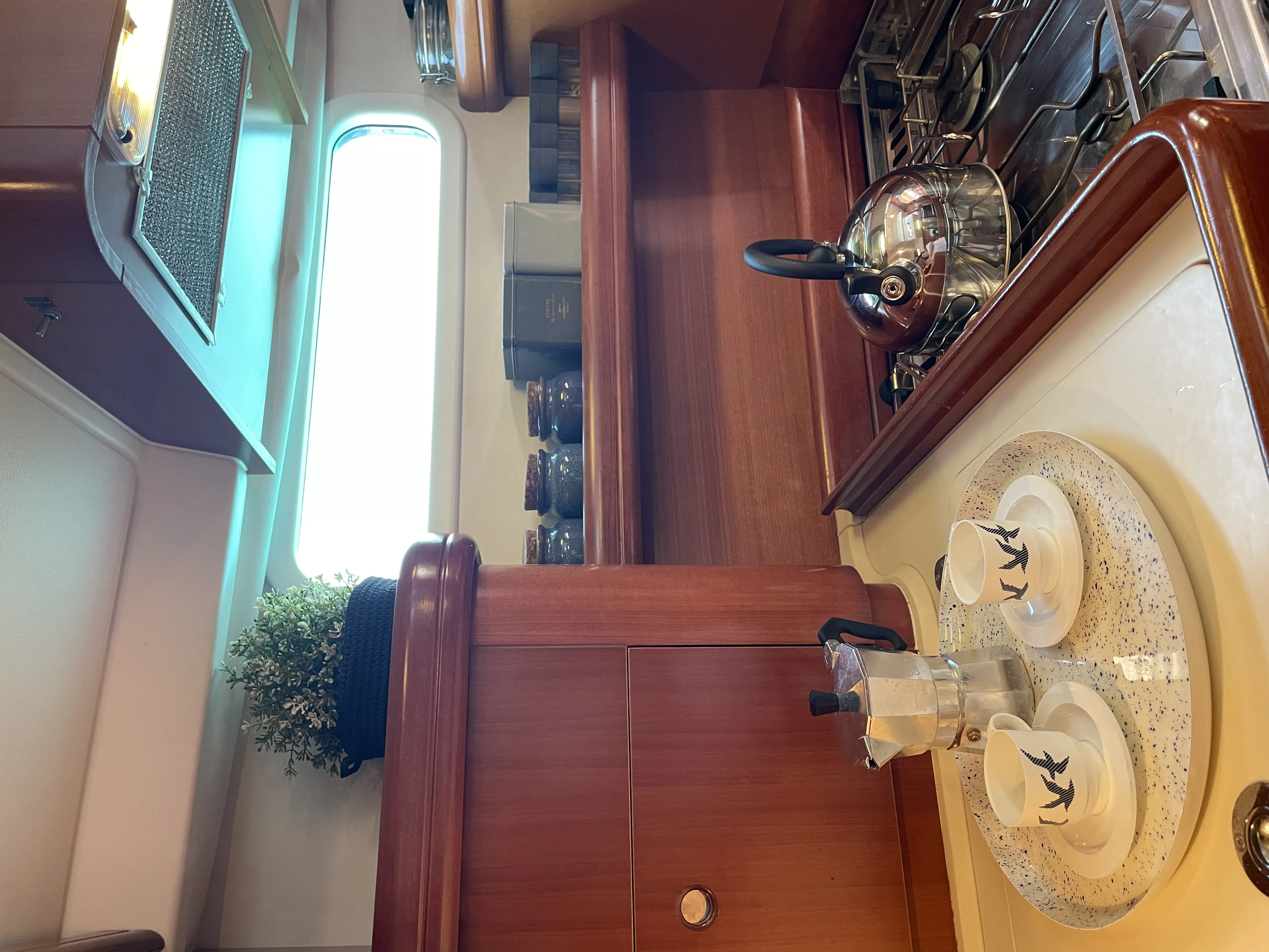 Beneteau 57 Marina Blue — yacht photo 23