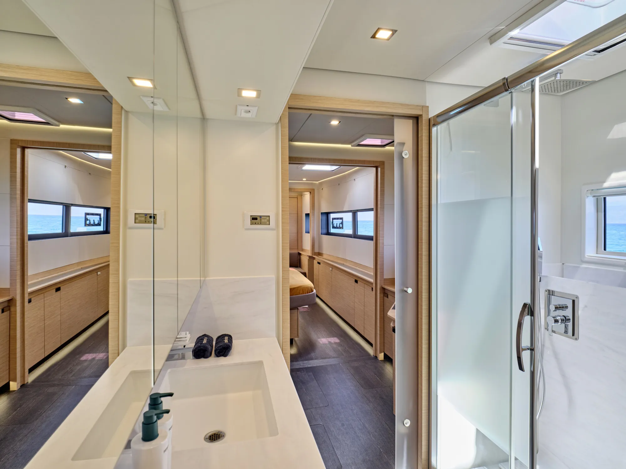 Power 67 Ariva — yacht photo 24