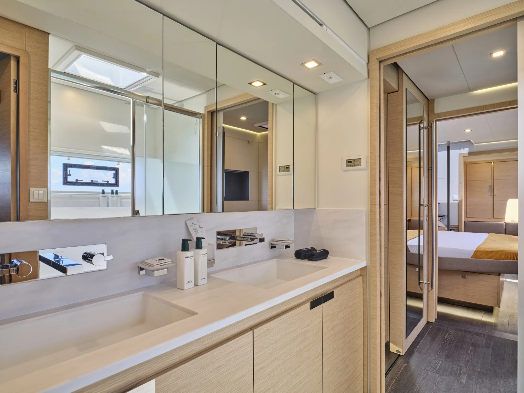 Power 67 Ariva — yacht photo 36