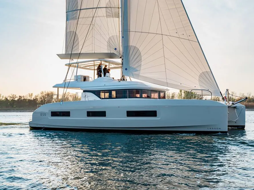 Lagoon 55 Eterna — foto dello yacht n. 6