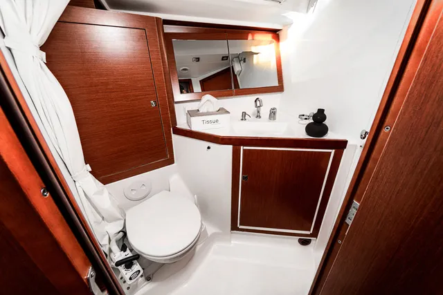 Oceanis 45 THEIA — фотография яхты 18