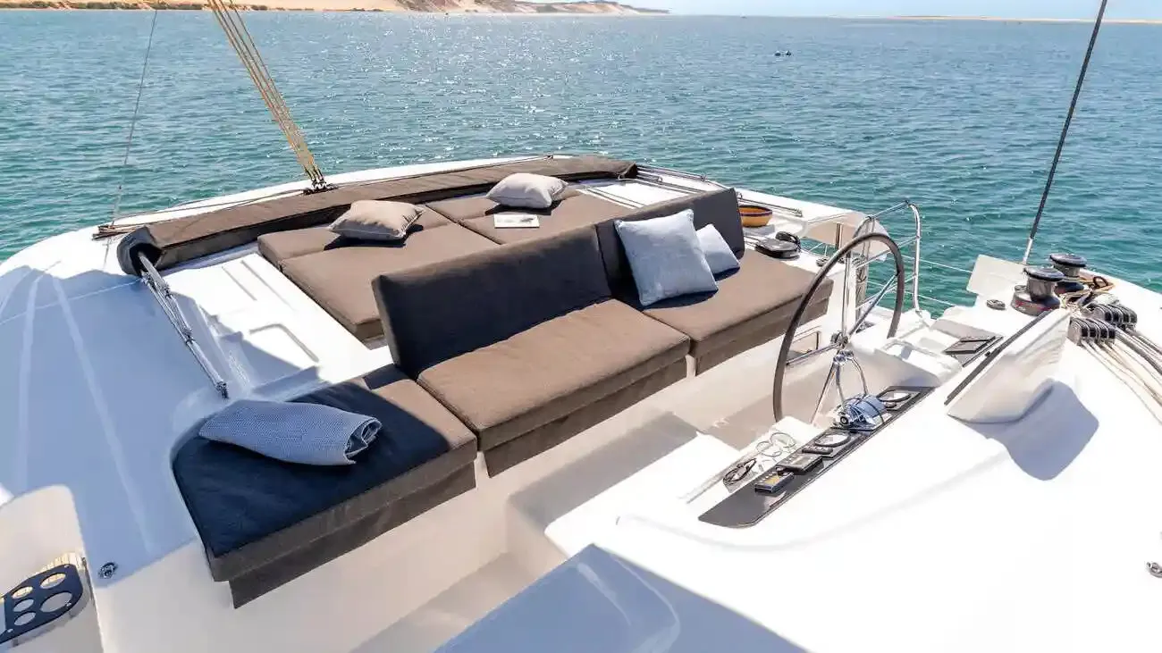 Lagoon 46 ELLA — yacht photo 2