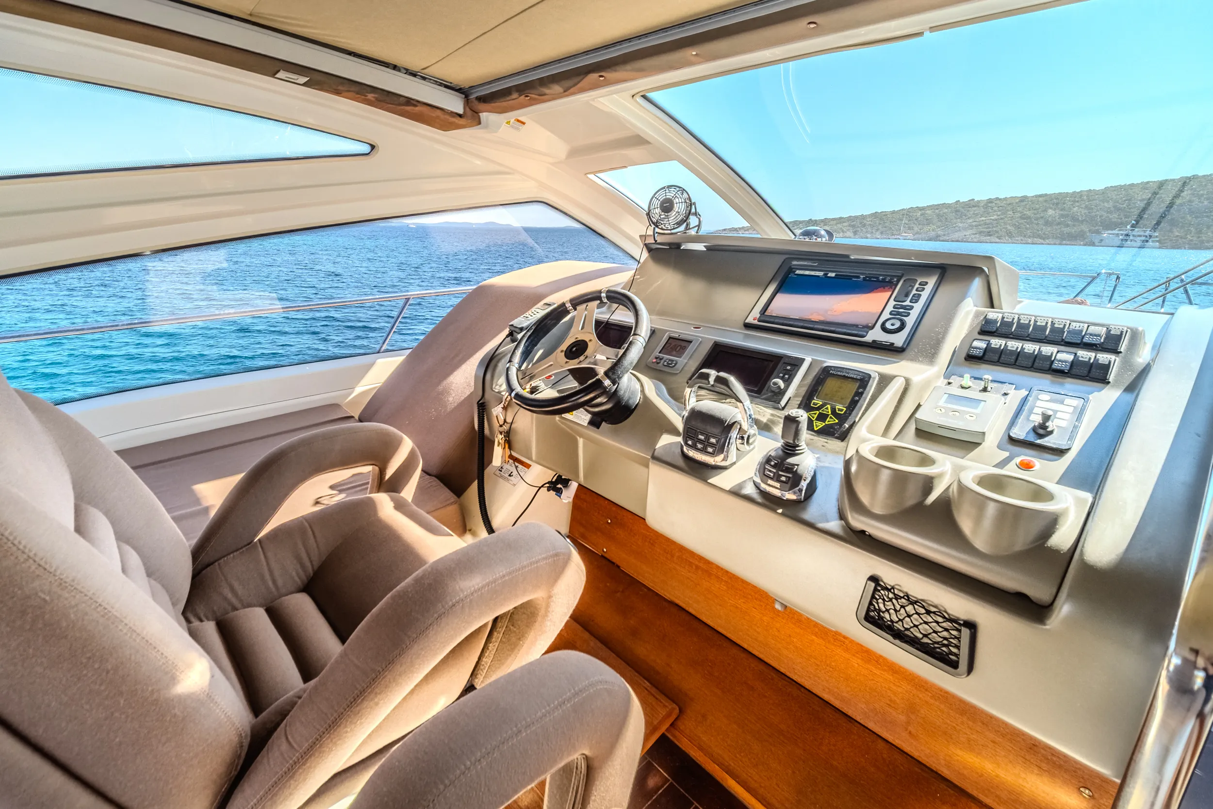 Cranchi 56 ST Darling Barbara — yacht photo 37