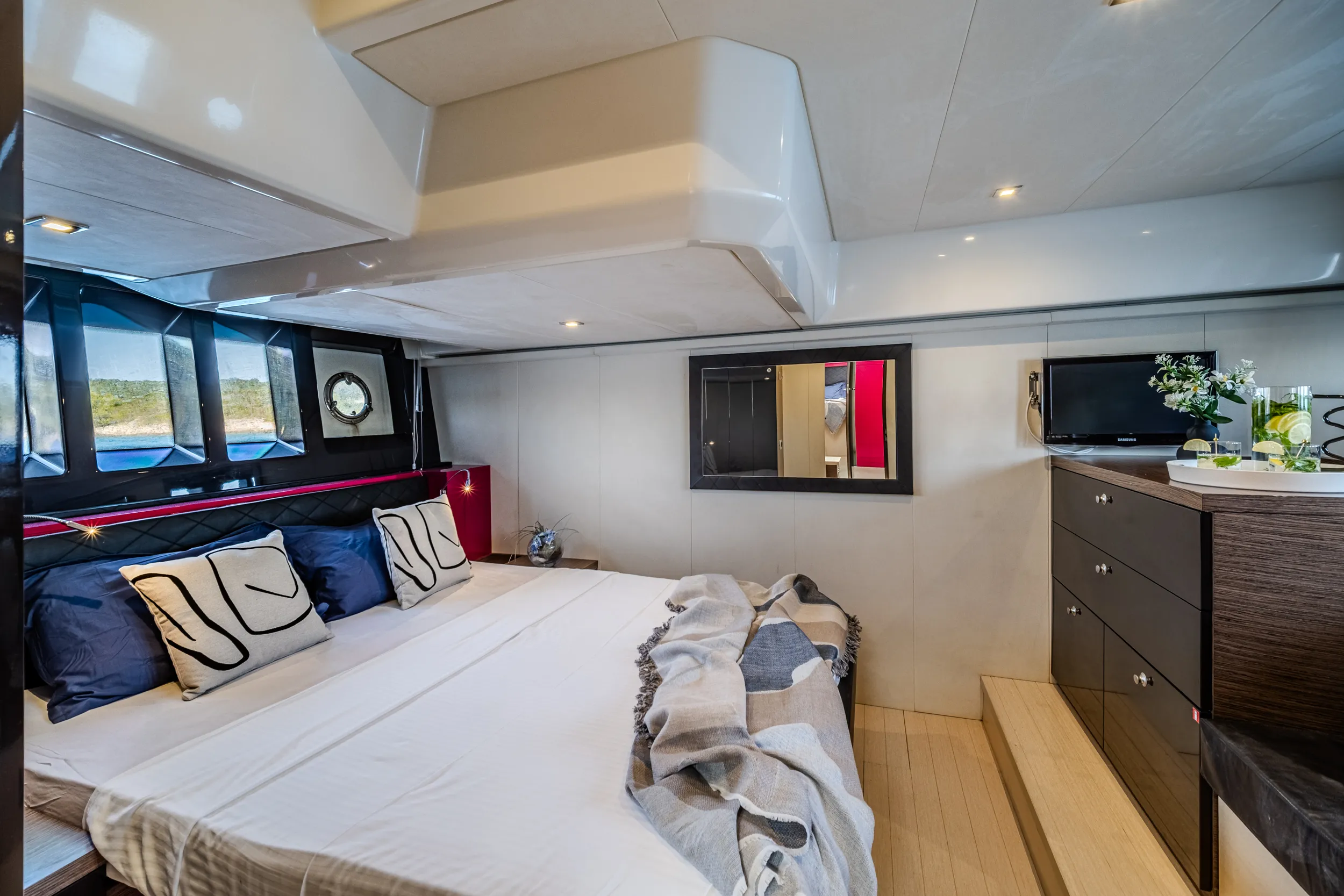 Cranchi 56 ST Darling Barbara — yacht photo 38