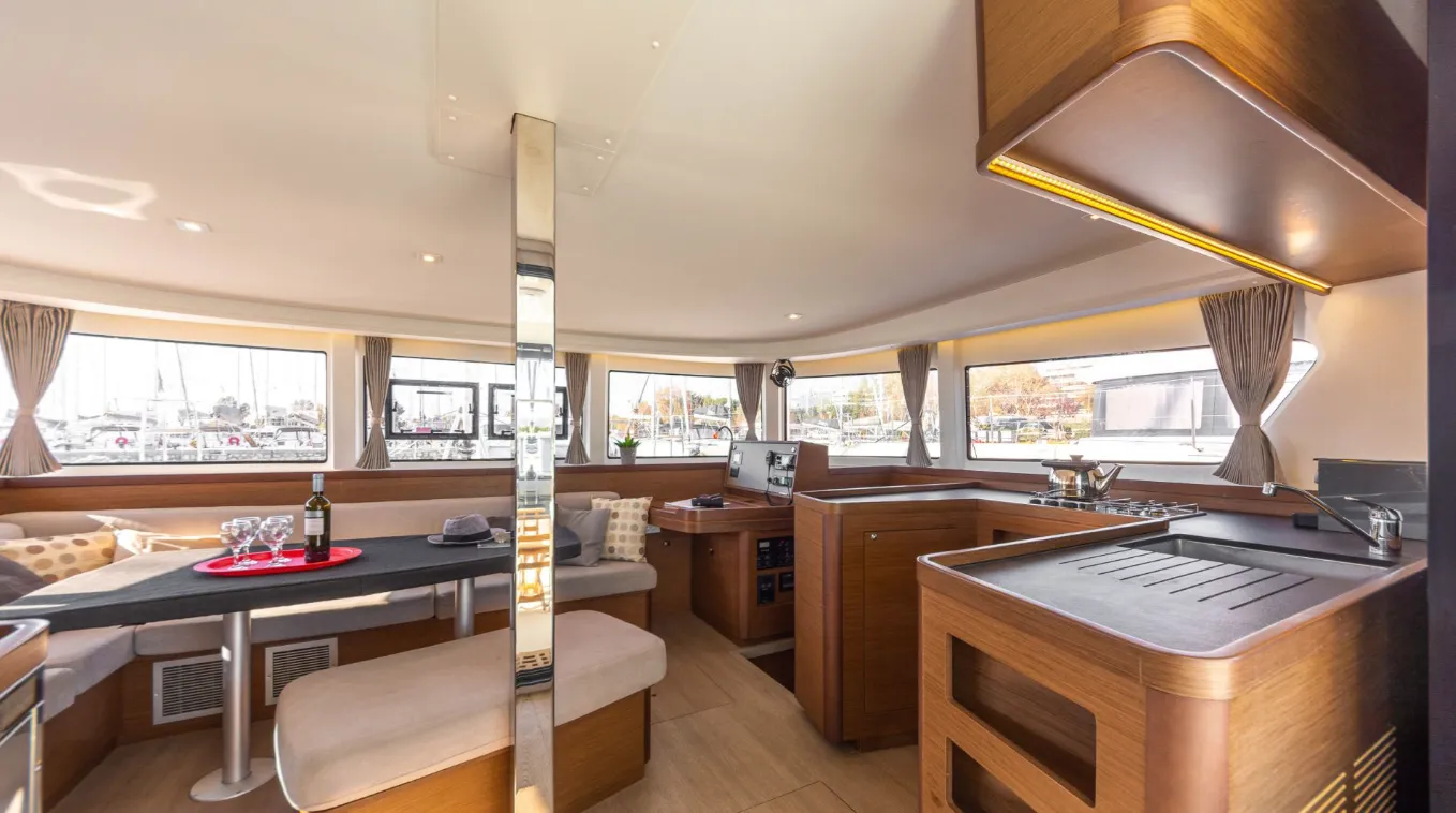 Lagoon 42 Amici — foto dello yacht n. 2