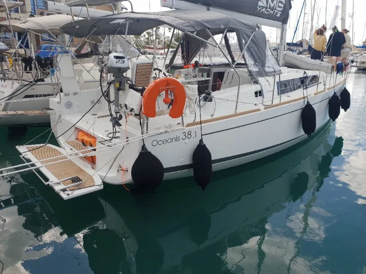 Oceanis 38.1 The Boss — foto dello yacht n. 2