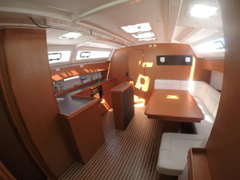 Bavaria Cruiser 46 Dafne — фотография яхты 7