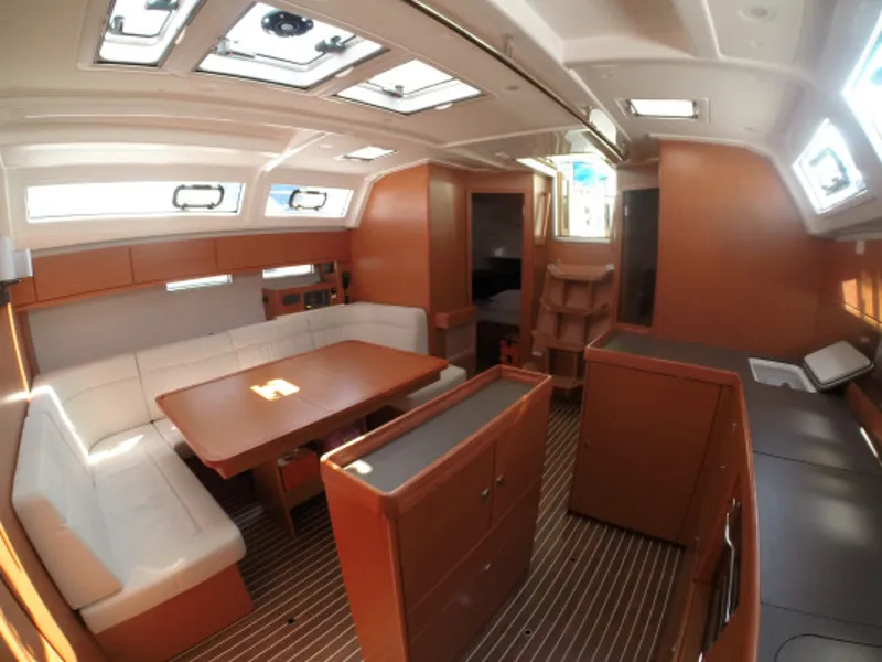 Bavaria Cruiser 46 Dafne — фотография яхты 5