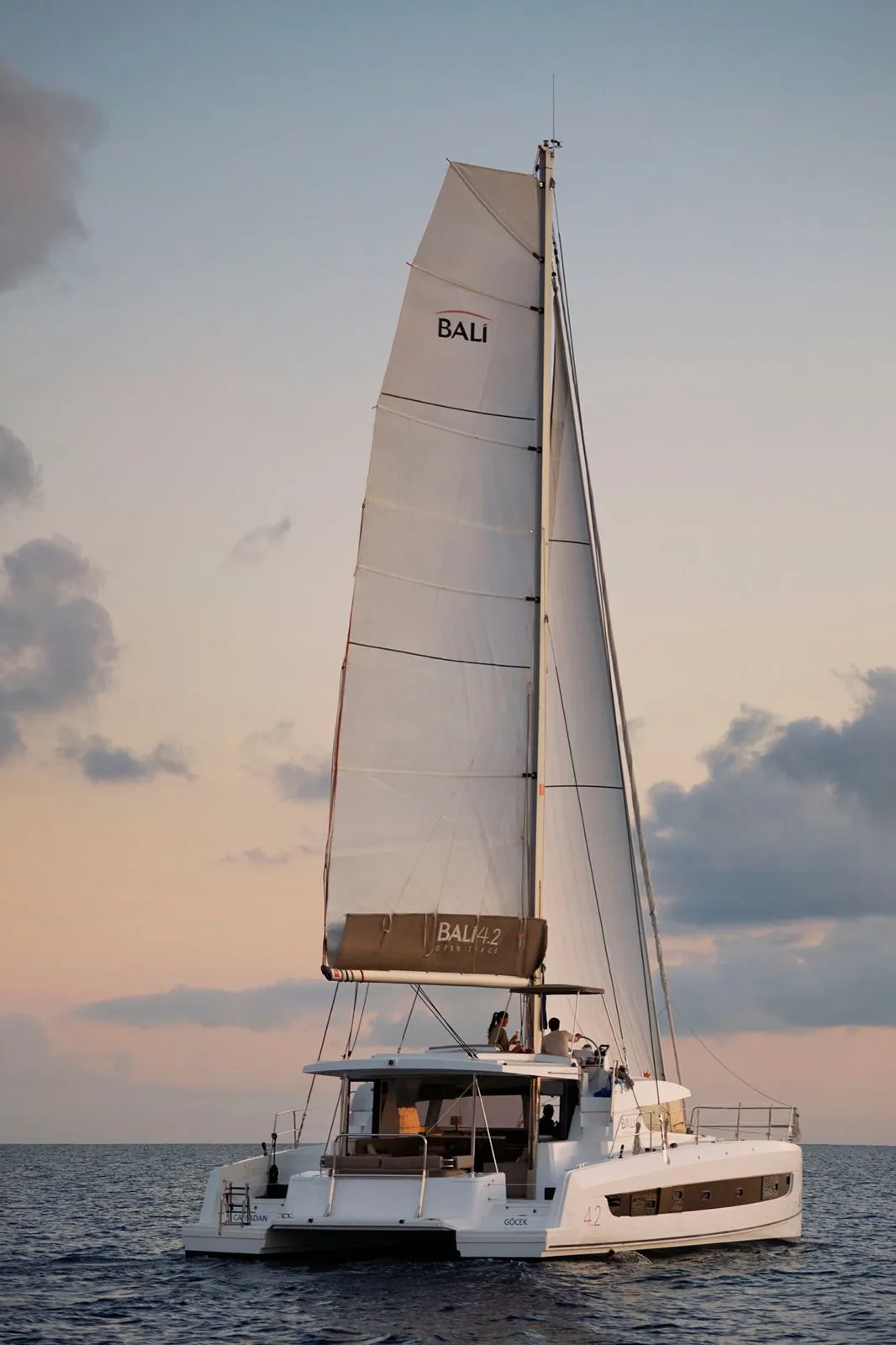 Bali 4.2 Premium + — yacht photo 6
